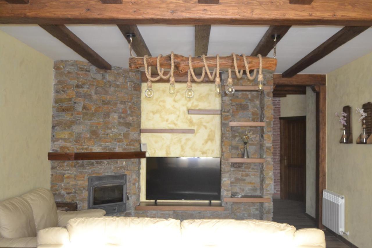 El Capricho De Los Carrascos Juarros de Voltoya Esterno foto