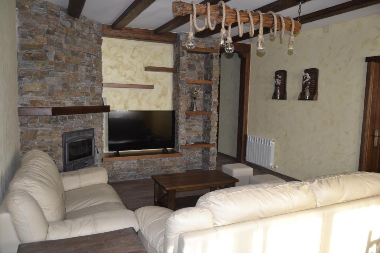 El Capricho De Los Carrascos Juarros de Voltoya Esterno foto