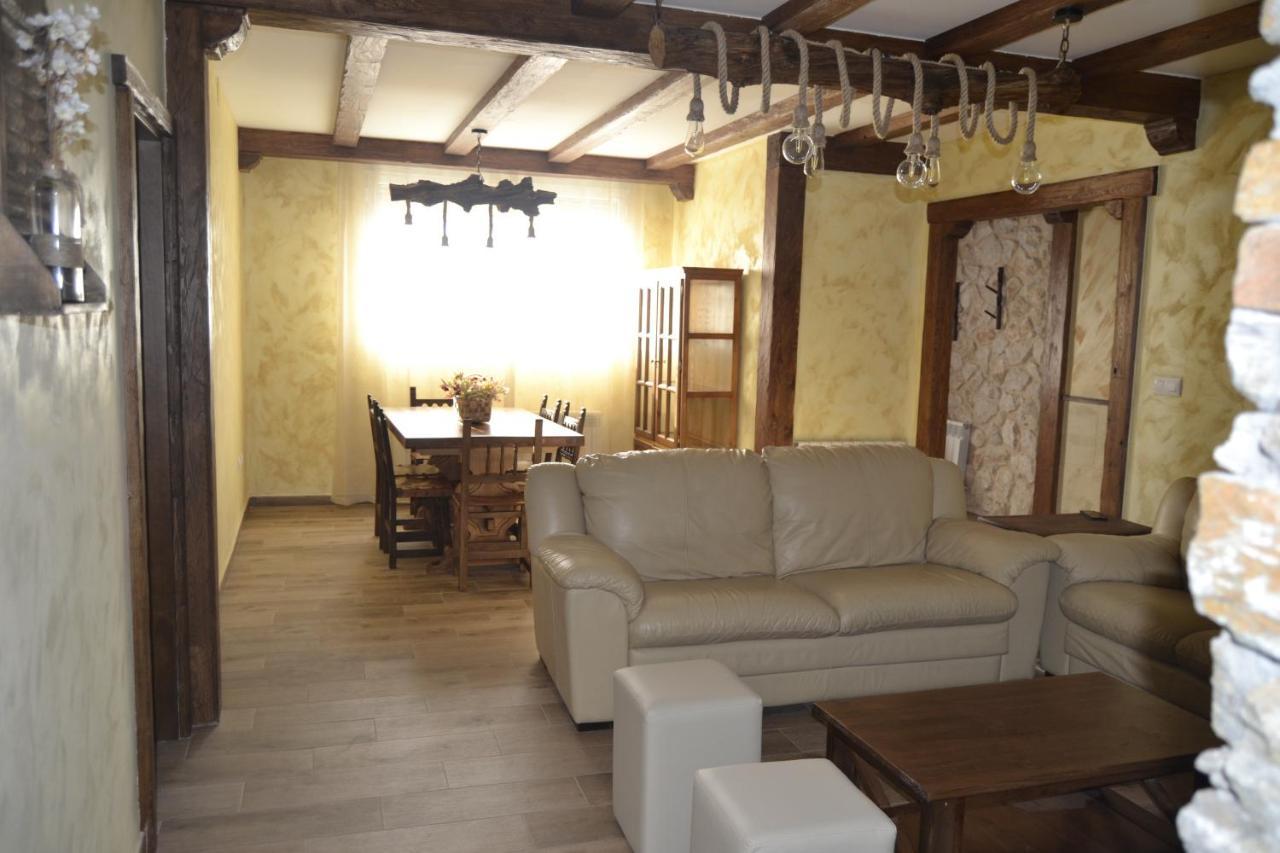 El Capricho De Los Carrascos Juarros de Voltoya Esterno foto