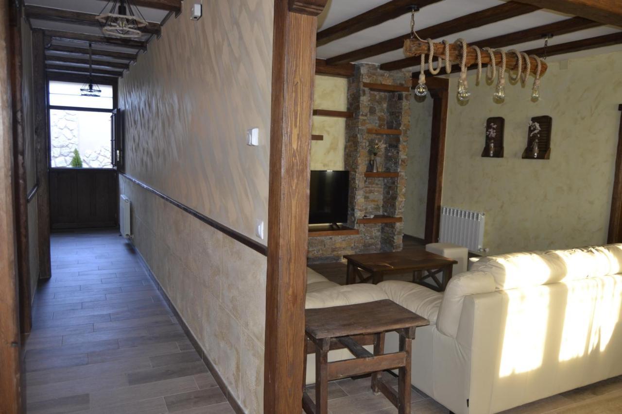 El Capricho De Los Carrascos Juarros de Voltoya Esterno foto