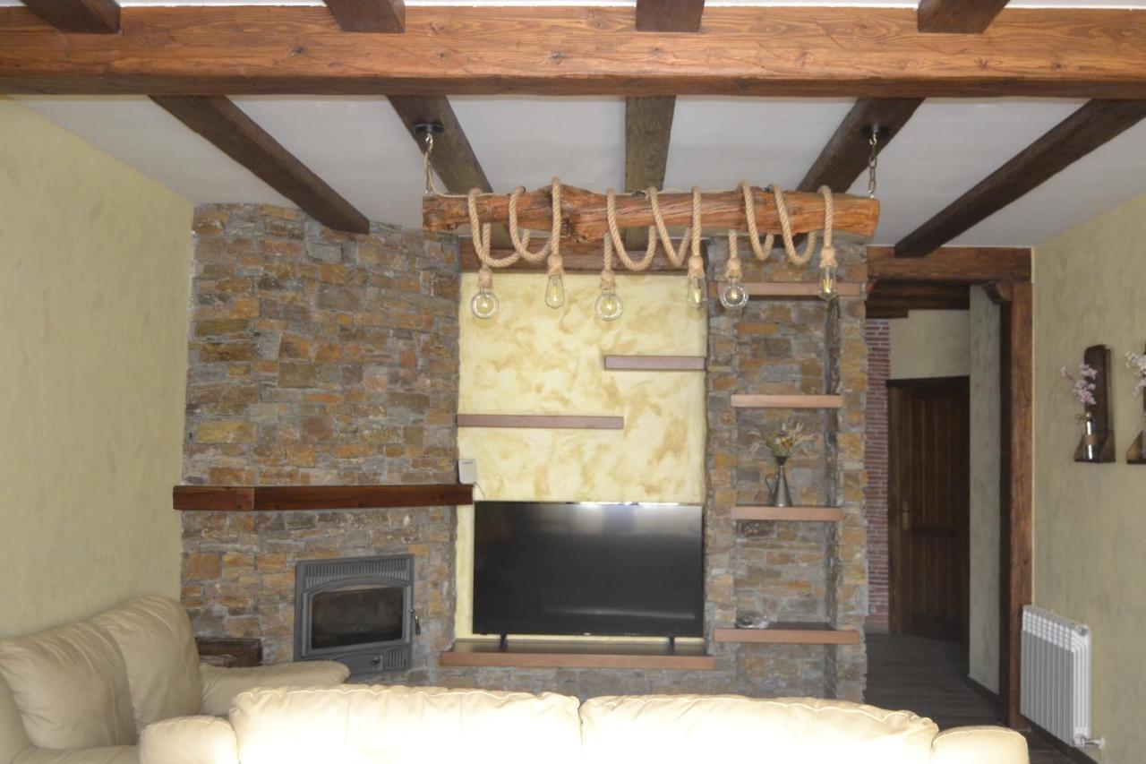 El Capricho De Los Carrascos Juarros de Voltoya Esterno foto